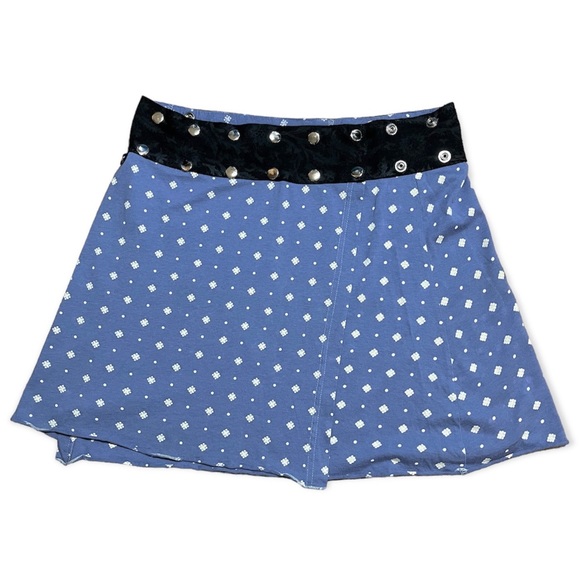 Zand Amsterdam Snap Wrap Skirt O/S(37”-26” waist) - Picture 1 of 16